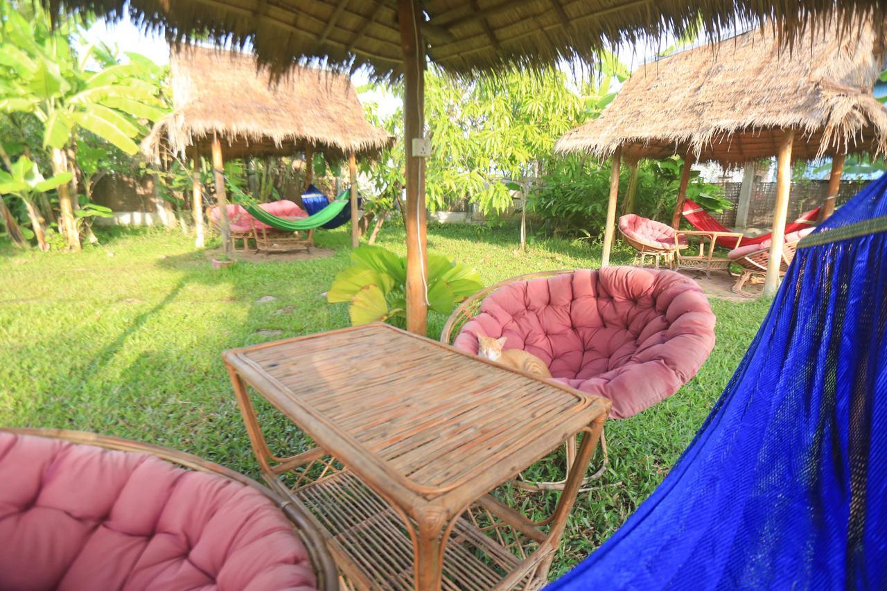Bandini'S Hotell Kampot Exteriör bild